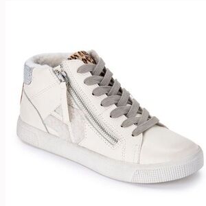 Dolce Vita sneakers